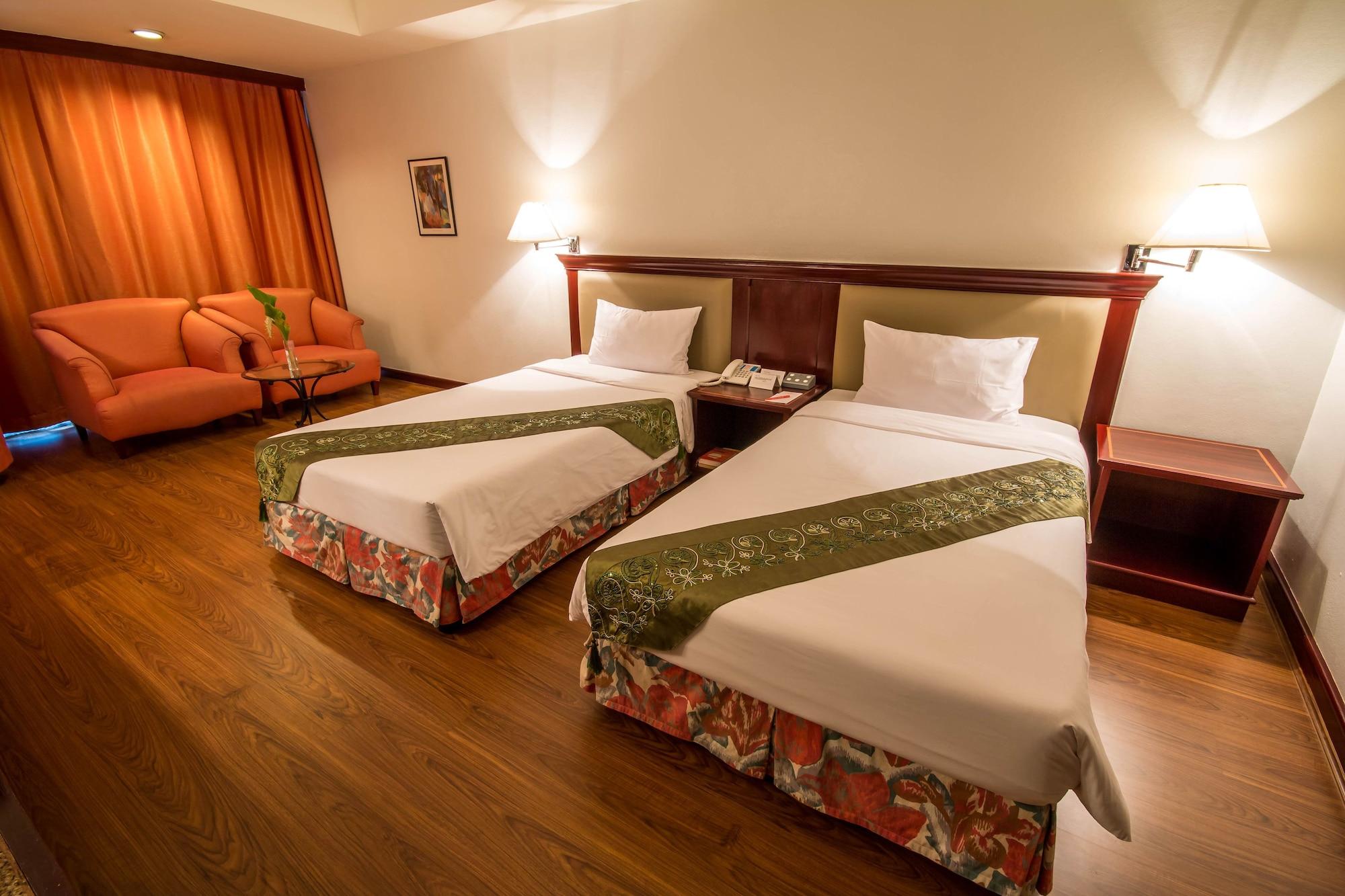 Tai Pan Hotel - Sha Plus Certified Bangkok Luaran gambar