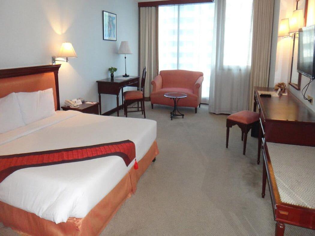 Tai Pan Hotel - Sha Plus Certified Bangkok Luaran gambar