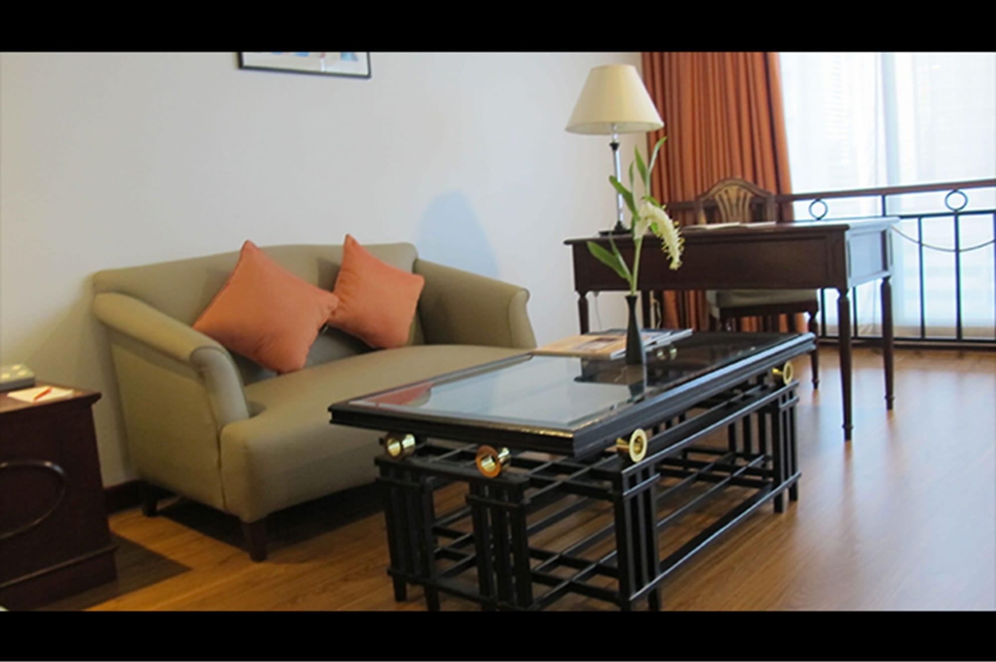 Tai Pan Hotel - Sha Plus Certified Bangkok Luaran gambar