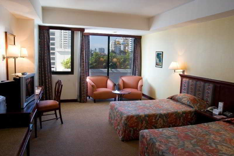 Tai Pan Hotel - Sha Plus Certified Bangkok Luaran gambar