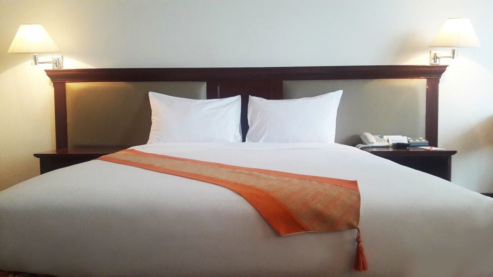 Tai Pan Hotel - Sha Plus Certified Bangkok Luaran gambar